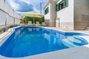 Villa Holiday home Zvecanje